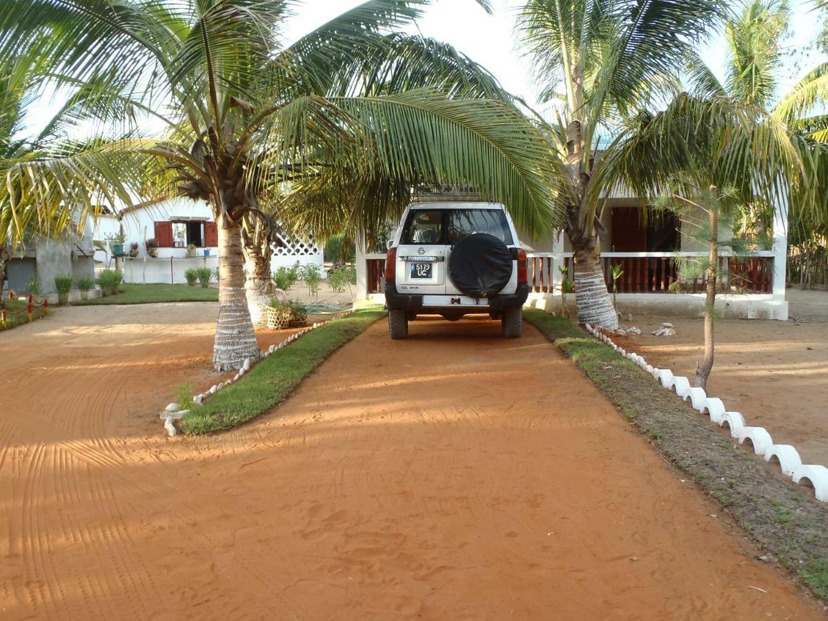 Chez Laurette Hotel Morombe Exterior foto